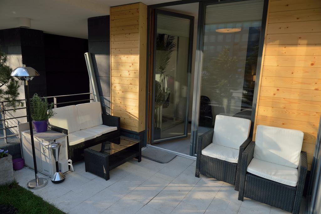 Garden Apartment Cracow- Shopping Mall 1Min, Underground Parking, Family Friendly, City Center Краків Екстер'єр фото