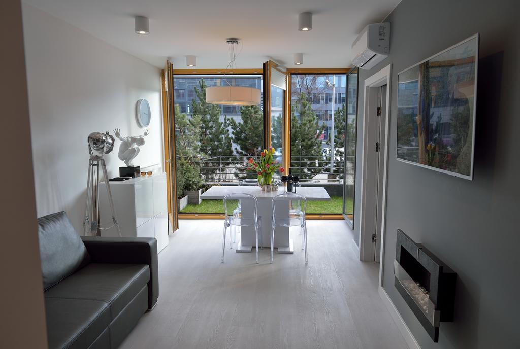 Garden Apartment Cracow- Shopping Mall 1Min, Underground Parking, Family Friendly, City Center Краків Екстер'єр фото